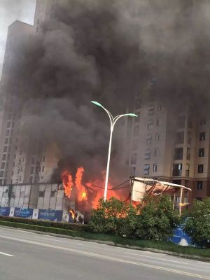 瑞景国际泡沫活动房发生火灾