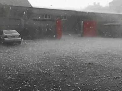 洁净室怎样做到室内防潮、防火